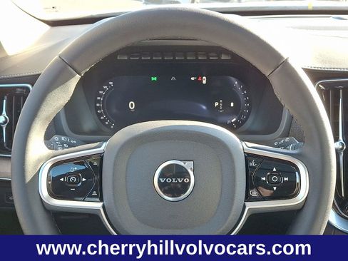 New 2026 Volvo XC90 B6 Plus w/ Protection Package Premier image 13