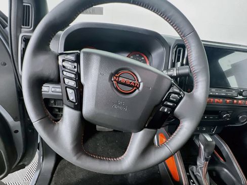 New 2026 Nissan Frontier PRO-4X w/ Pro Premium Package AWD/4WD image 9
