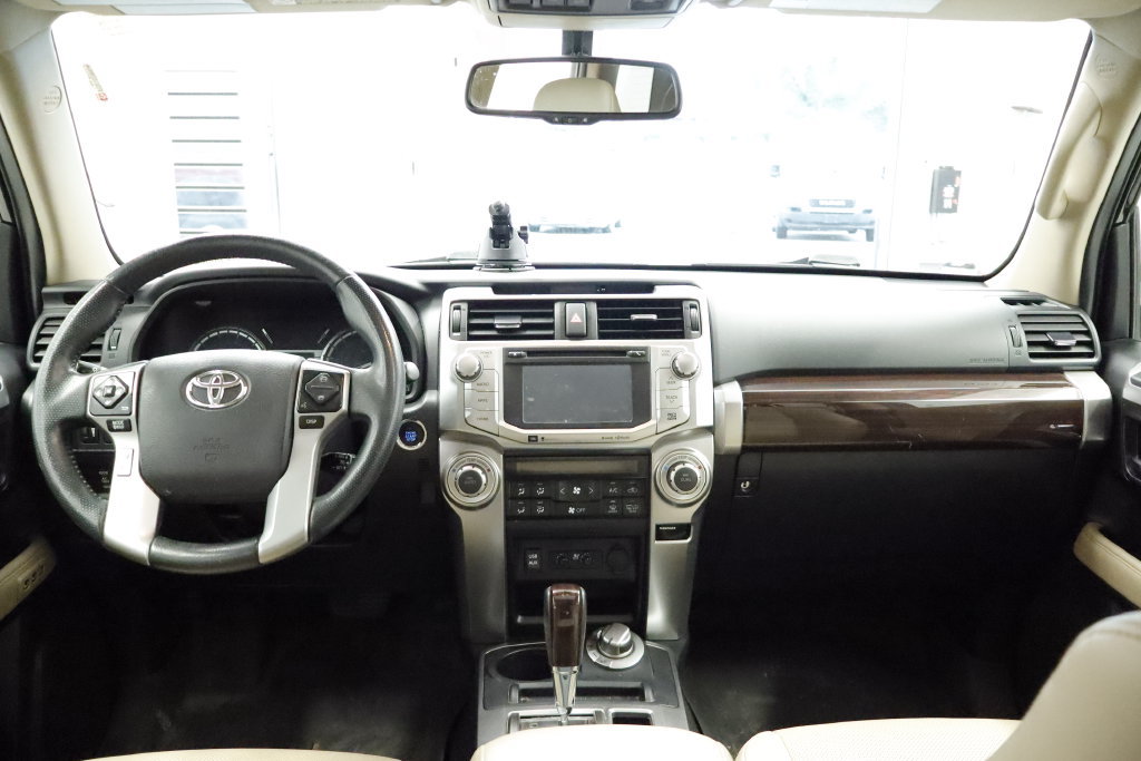 Used 2017 Toyota 4Runner Limited AWD/4WD image 6