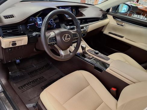 Used 2017 Lexus ES 350 350 Sedan image 18