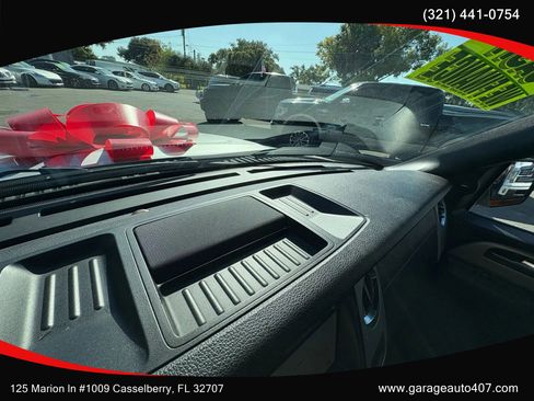 Used 2017 Ford Expedition EL Limited image 19