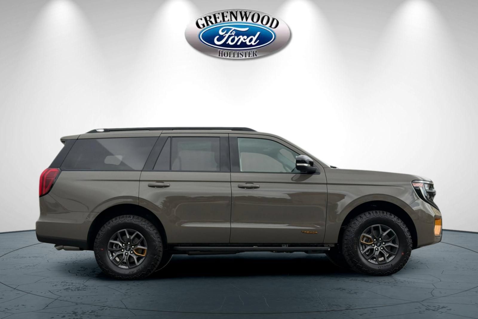New 2027 Ford Expedition Tremor w/ Driver's Package AWD/4WD image 3