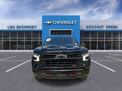 Used 2023 Chevrolet Silverado 1500 LT Trail Boss AWD/4WD image 3