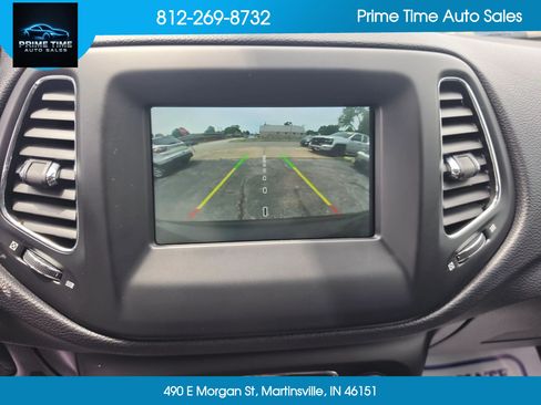 Used 2020 Jeep Compass Latitude w/ Popular Equipment Group AWD/4WD image 11