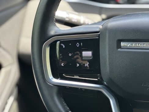 Certified 2022 Land Rover Range Rover Evoque SE image 26