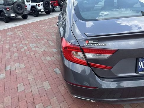 Used 2019 Honda Accord Sport image 10