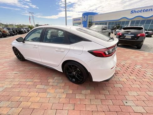 Certified 2025 Honda Civic Sport image 29