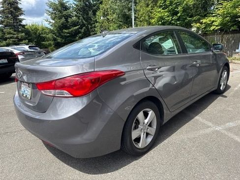Used 2011 Hyundai Elantra GLS w/ Preferred Equipment Pkg 3 FWD image 5