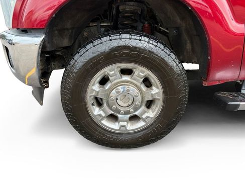 Used 2014 Ford F250 XLT w/ XLT Premium Package image 9