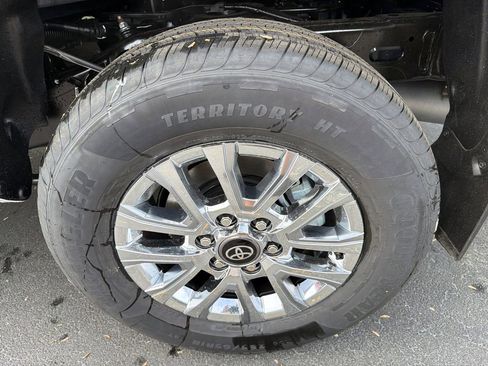 New 2026 Toyota Tacoma Limited AWD/4WD image 19