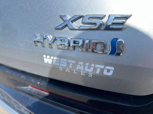 Used 2021 Toyota Sienna XSE w/ XSE Plus Package image 31