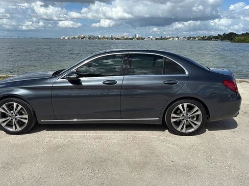 Used 2015 Mercedes-Benz C 300 Sedan image 3