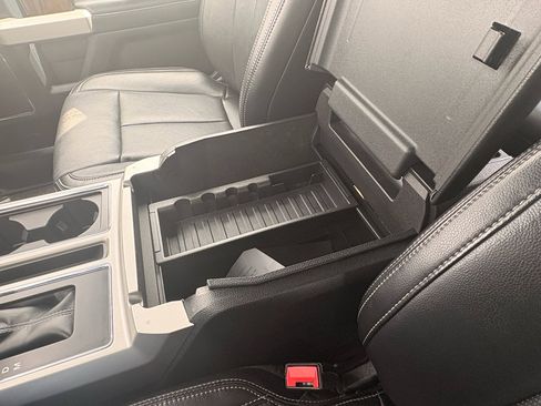 Used 2018 Ford F150 Lariat AWD/4WD image 27