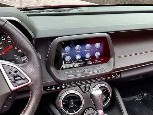 Used 2022 Chevrolet Camaro LT w/ RS Package image 6