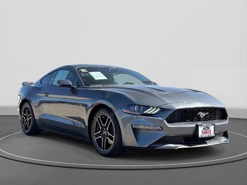 Certified 2022 Ford Mustang Coupe w/ Equipment Group 101A RWD image 4