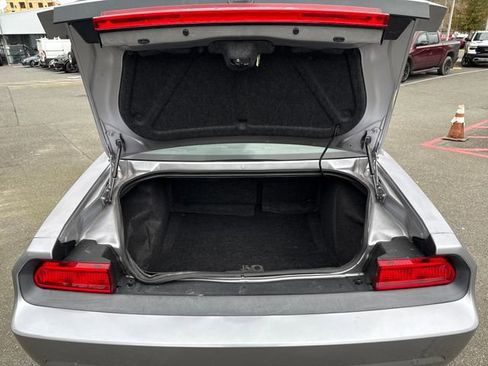 Used 2014 Dodge Challenger R/T image 14