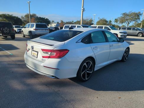 Used 2022 Honda Accord Sport image 6