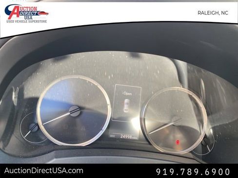 Used 2018 Lexus IS 300 image 48