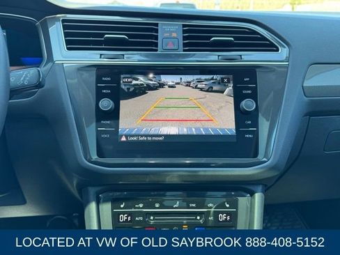 Used 2022 Volkswagen Tiguan SE w/ Panoramic Sunroof Package AWD/4WD image 36