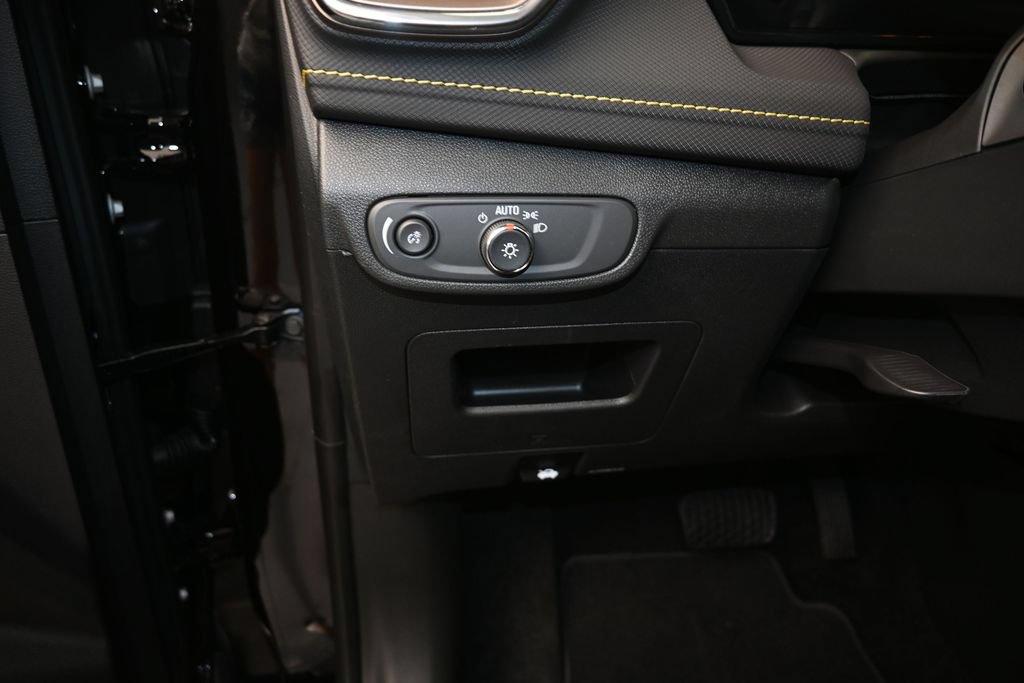 New 2026 Chevrolet TrailBlazer ACTIV w/ Driver Confidence Package FWD image 12