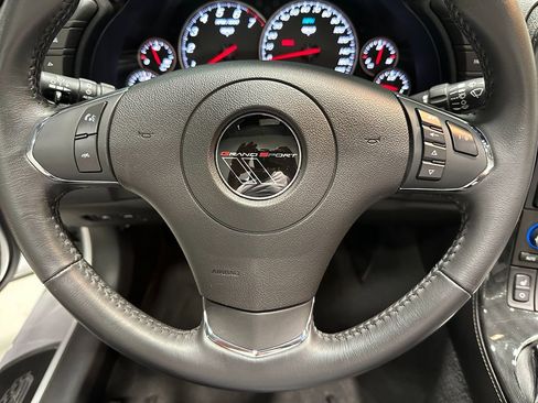 Used 2013 Chevrolet Corvette Grand Sport w/ 3LT Preferred Equipment Group image 28