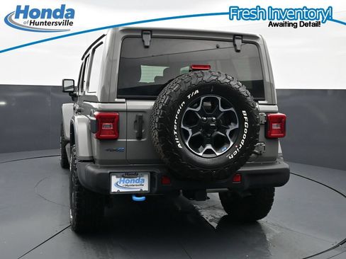 Used 2022 Jeep Wrangler Unlimited Rubicon 4xe w/ Steel Bumper Group AWD/4WD image 7