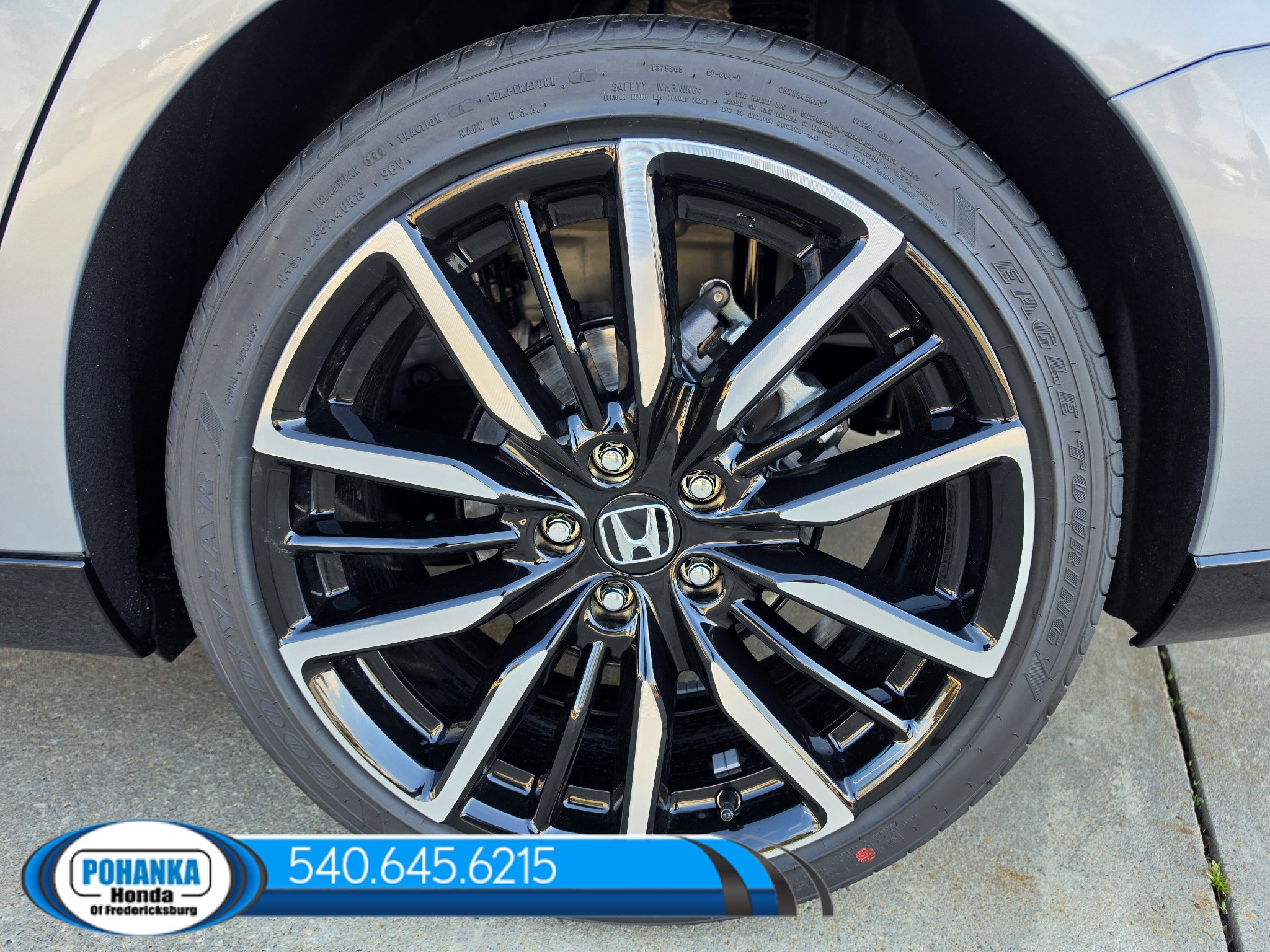 New 2026 Honda Accord Hybrid Touring image 10