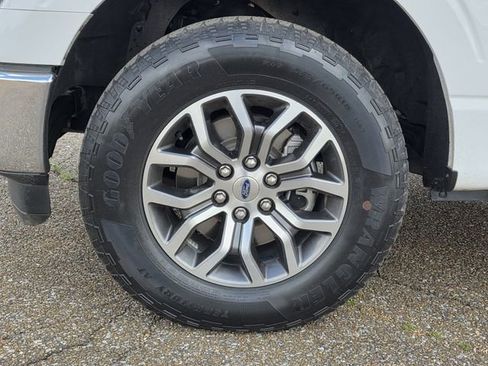 Certified 2022 Ford F150 Lariat w/ Trailer Tow Package image 31