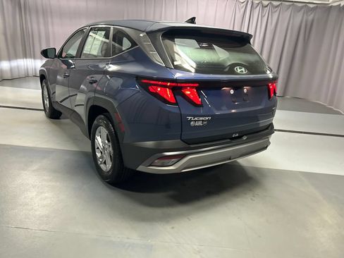 Used 2025 Hyundai Tucson SE AWD/4WD image 5
