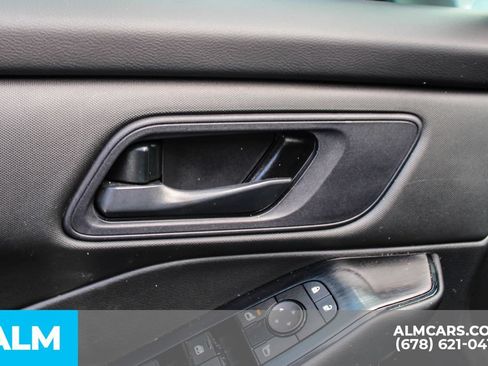 Used 2024 Nissan Rogue S FWD image 36