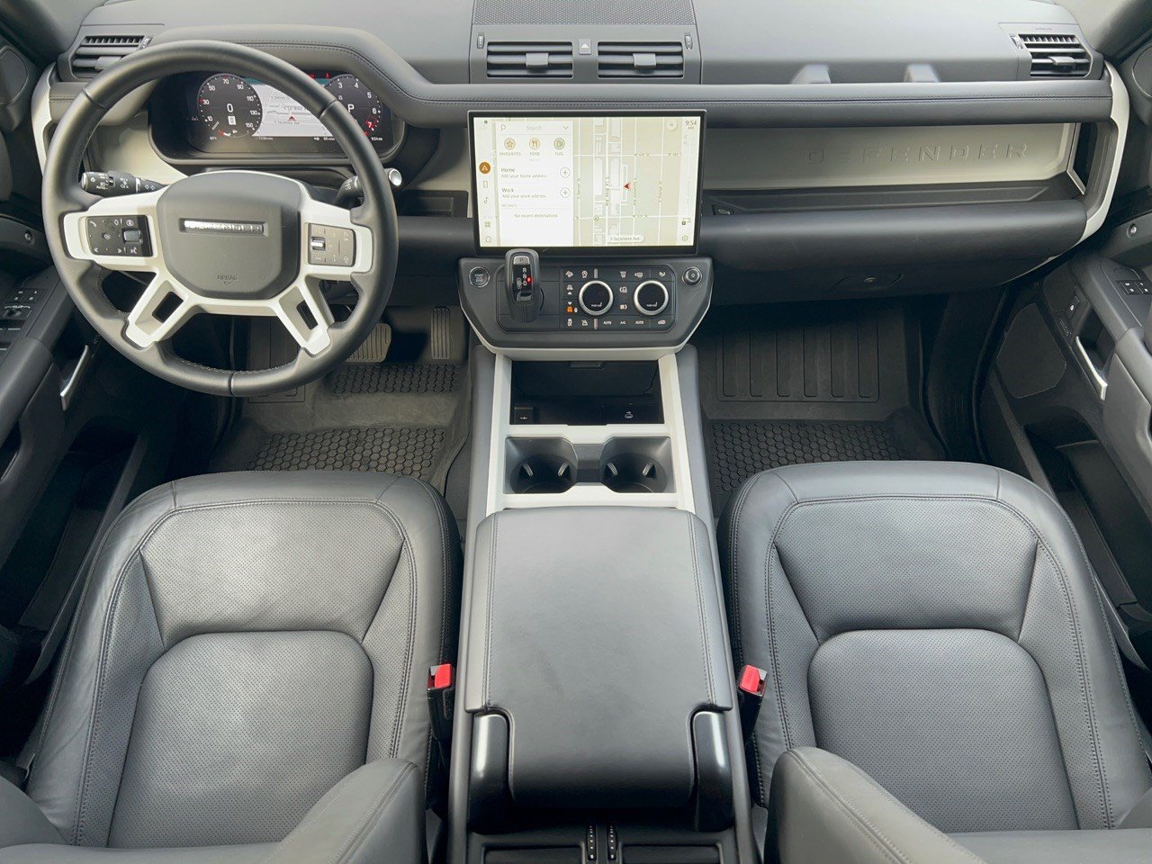Used 2026 Land Rover Defender 110 X-Dynamic SE AWD/4WD image 17
