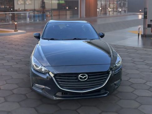 Used 2018 MAZDA MAZDA3 Touring FWD image 26