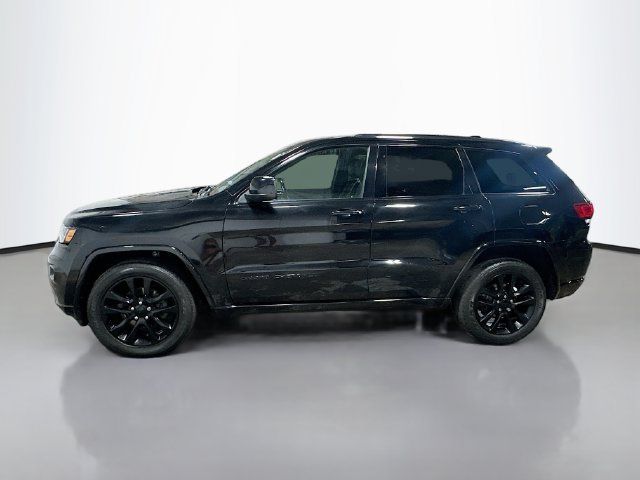 Used 2019 Jeep Grand Cherokee Altitude AWD/4WD image 9