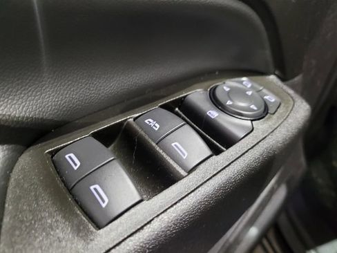 Used 2024 Chevrolet Equinox LT image 50