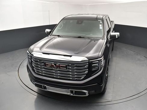 Used 2023 GMC Sierra 1500 Denali AWD/4WD image 14