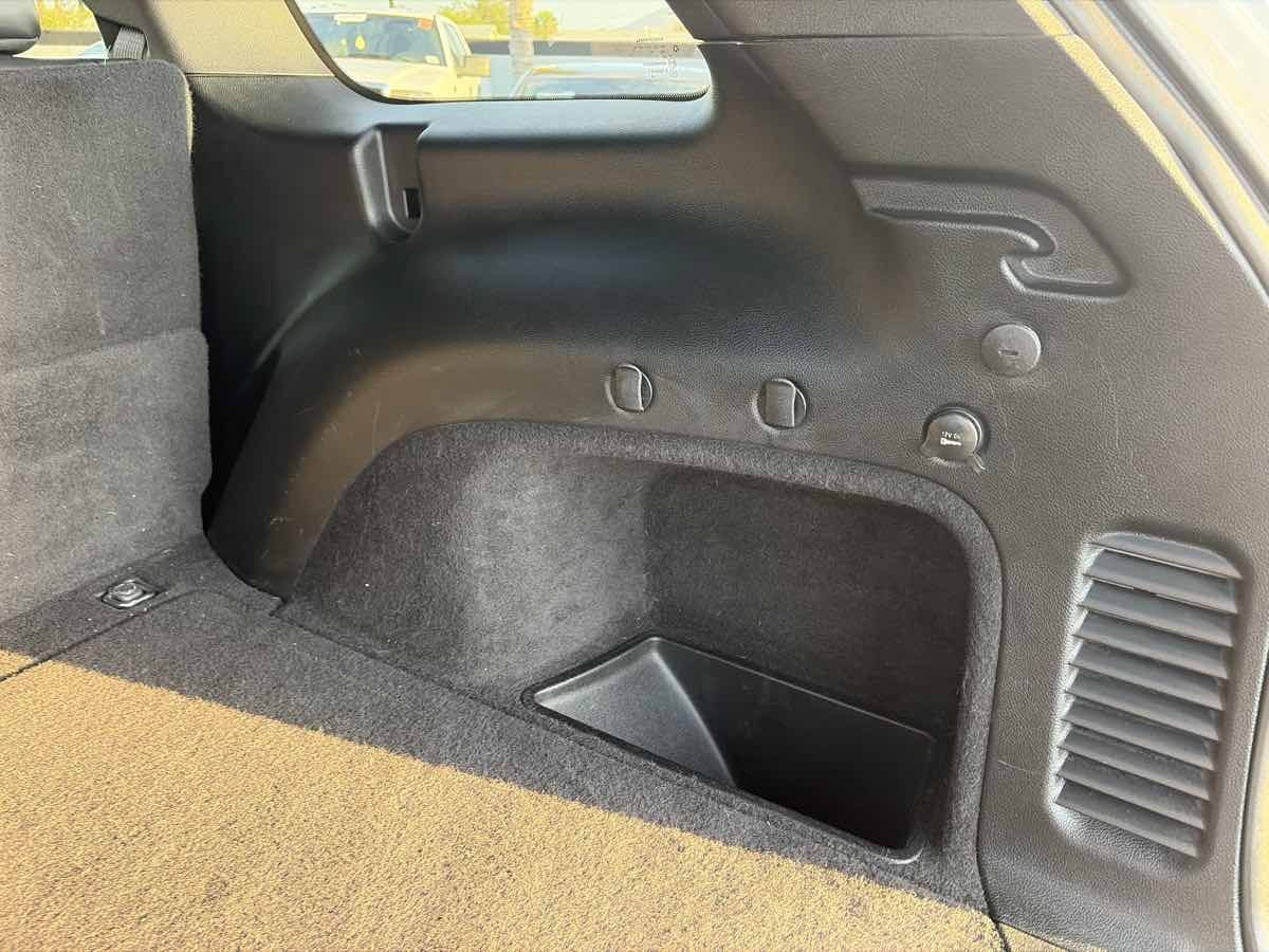 Used 2019 Jeep Grand Cherokee Altitude RWD image 21