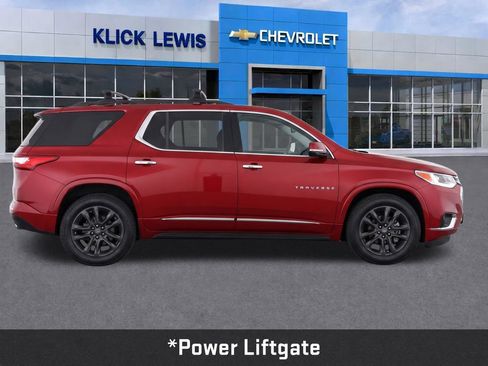 Used 2018 Chevrolet Traverse High Country w/ LPO, 'HIT The Road' Package AWD/4WD image 9