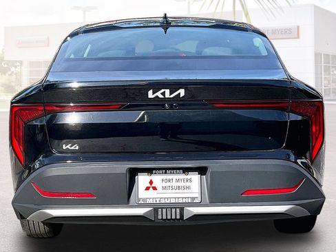 Used 2025 Kia K4 FWD image 16