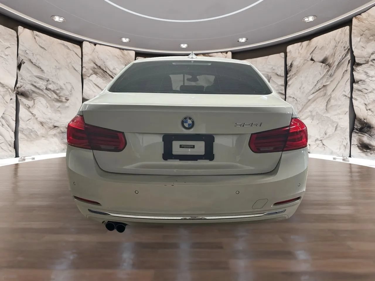 Used 2016 BMW 328i Sedan RWD image 4
