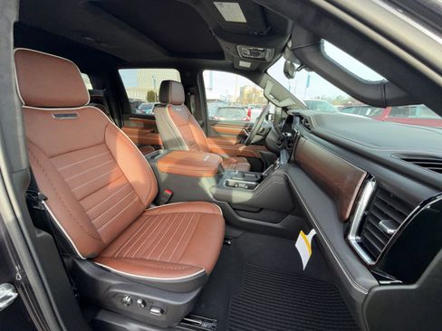 New 2026 GMC Sierra 3500 Denali Ultimate image 28