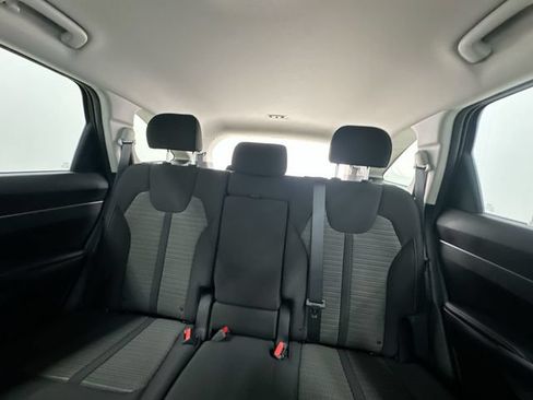 Used 2023 Kia Sorento LX FWD image 24