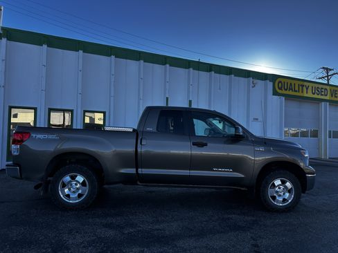 Used 2012 Toyota Tundra 4x4 Double Cab image 6
