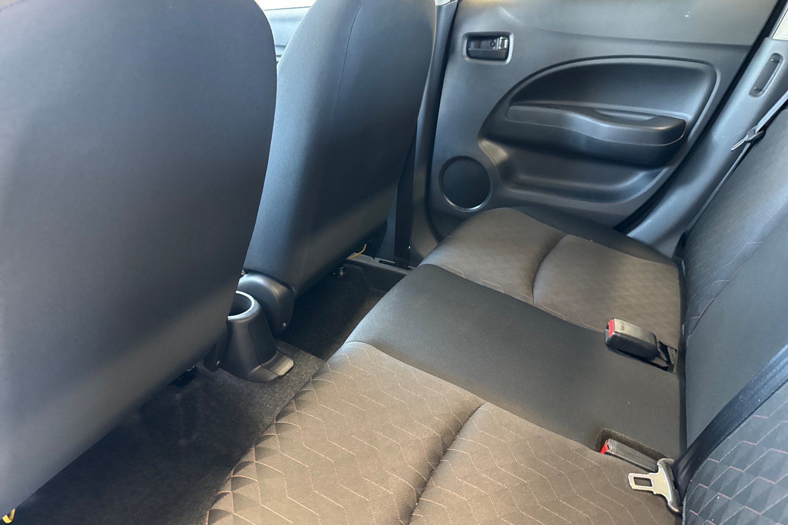 Used 2024 Mitsubishi Mirage ES FWD image 12