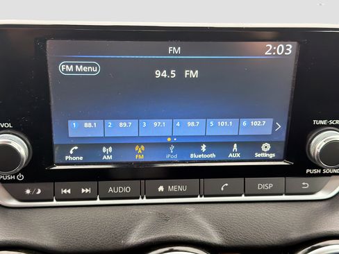 Used 2025 Nissan Sentra S FWD image 19