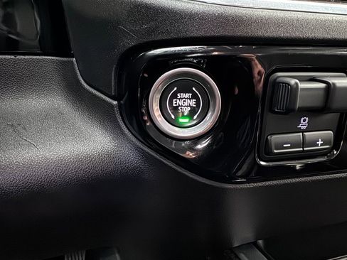 Certified 2024 Chevrolet Silverado 1500 RST image 22