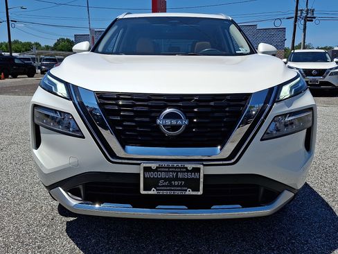 Certified 2023 Nissan Rogue Platinum w/ Platinum Premium Package AWD/4WD image 2