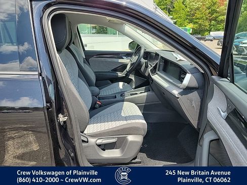 New 2025 Volkswagen Tiguan S image 7