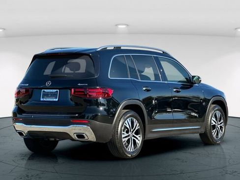 Used 2025 Mercedes-Benz GLB 250 GLB 250 4D Sport Utility 4MATI image 7