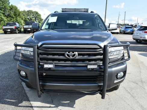 Used 2013 Toyota Sequoia SR5 AWD/4WD image 3