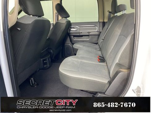 Used 2019 RAM 3500 Big Horn image 29